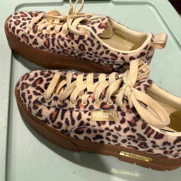 PUMA Women's Wild Print Sneakers - Picture 3 of 8